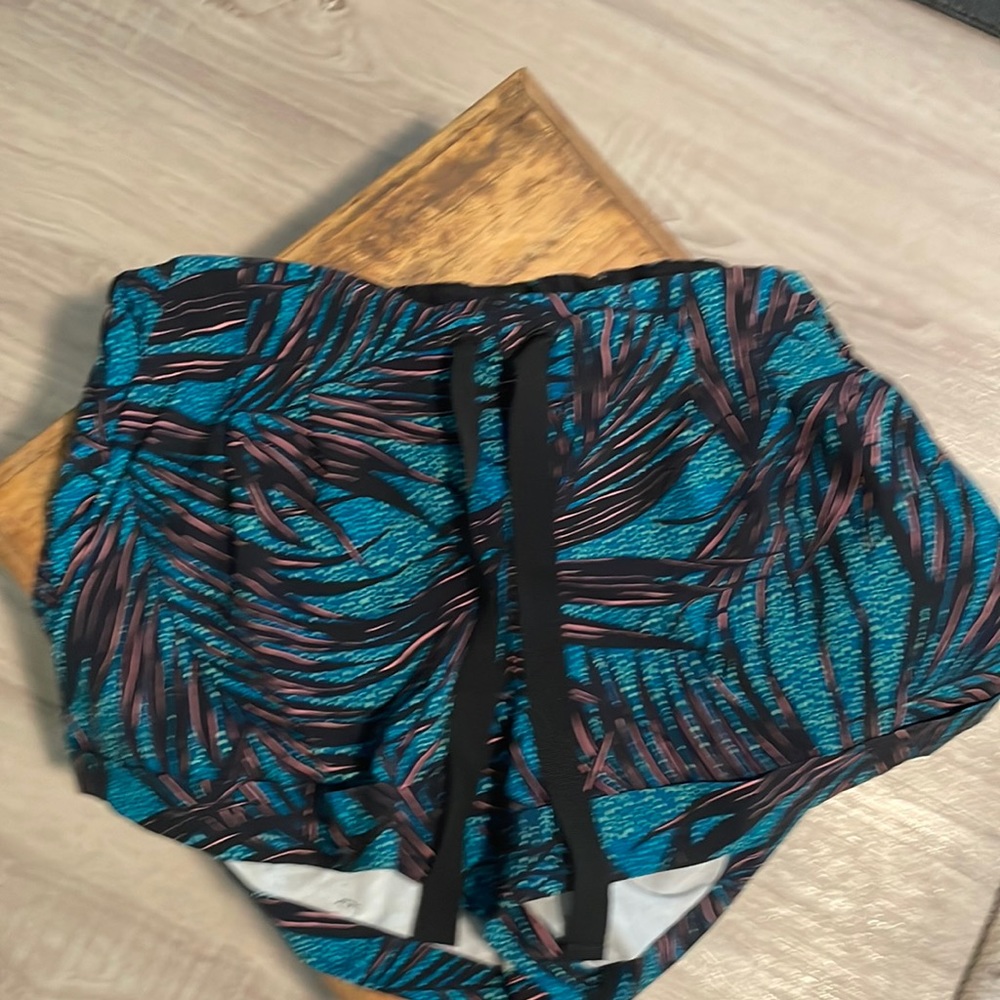 Lululemon Board Shorts Size 8